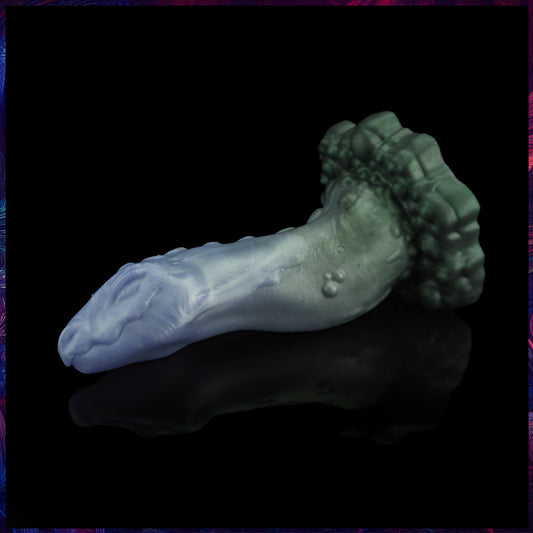 The Nessie - Medium - (L) 21 cm / 8.3 inch