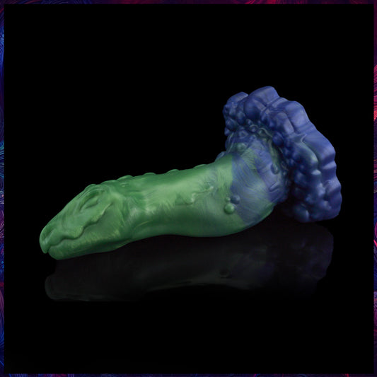 The Nessie - Medium - (XXL) 27 cm / 10.6 inch